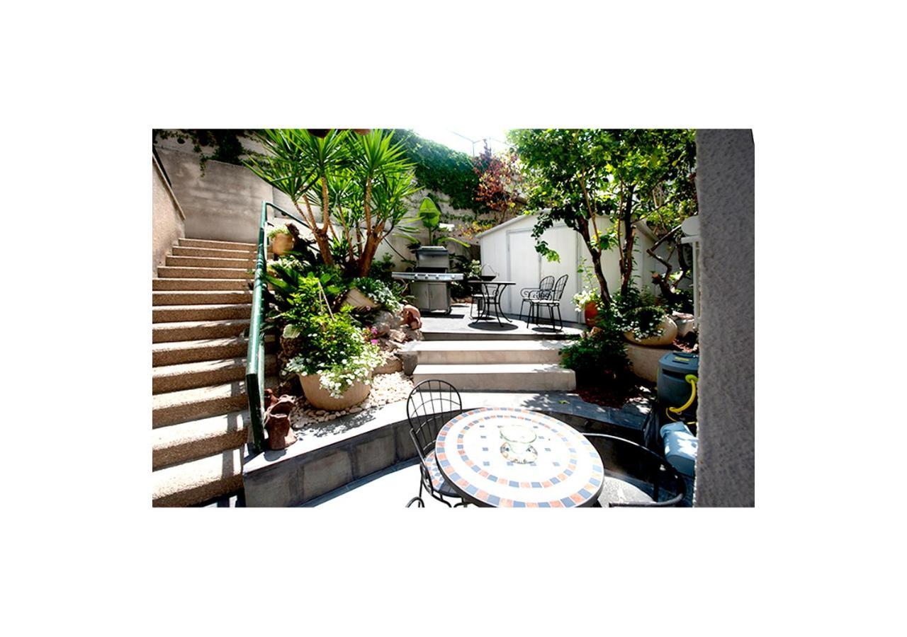 Boutique Apartment "Facing The Sea" Haifa Luaran gambar